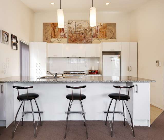 32a Pokapu Street Titirangi_3