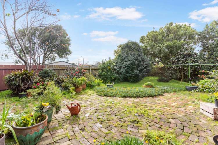 14 Thomas Road Mangere_21