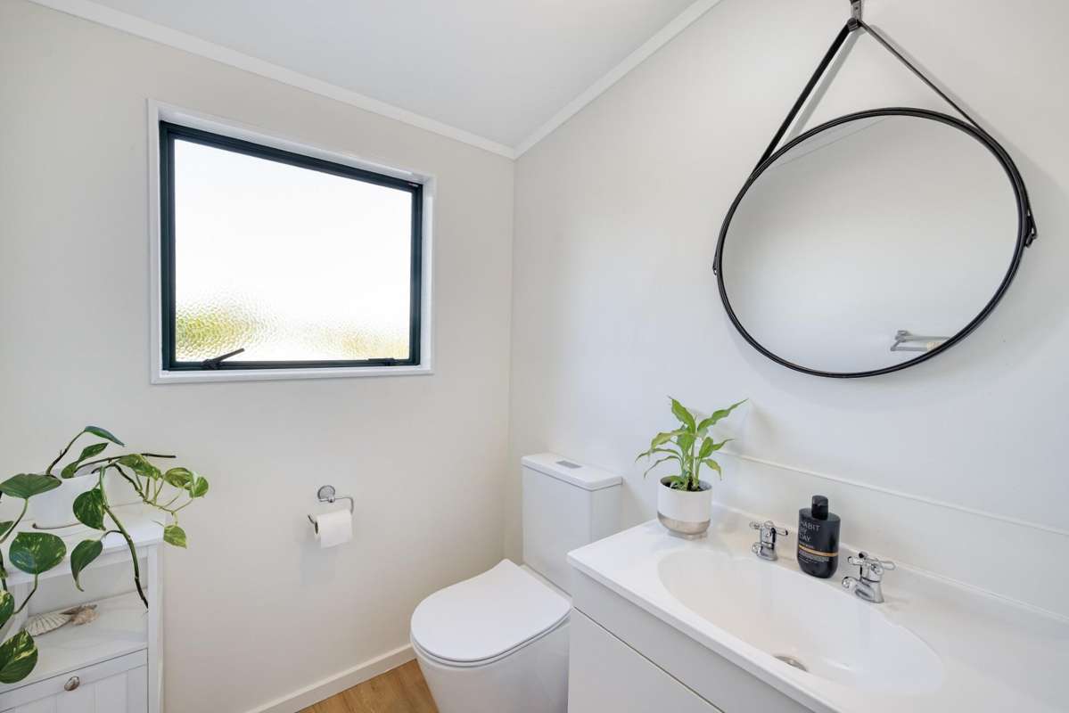37A Meadowland Street_5