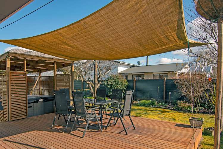 50 Eighty Eight Valley Road Wakefield_17