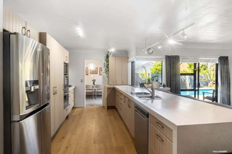 19 Vivian Wilson Drive Eastern Beach_4