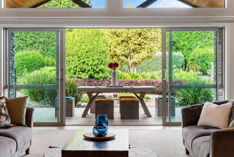 61 Puketutu Road Bombay_16