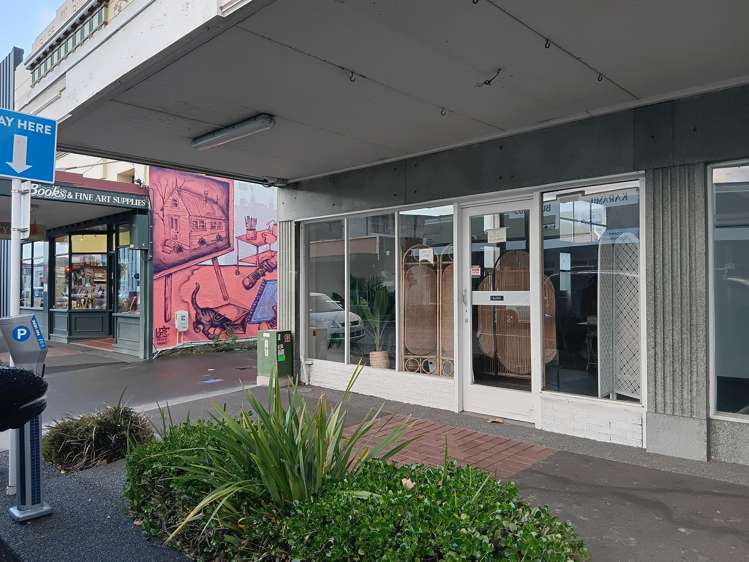 200 Heretaunga Street East_0