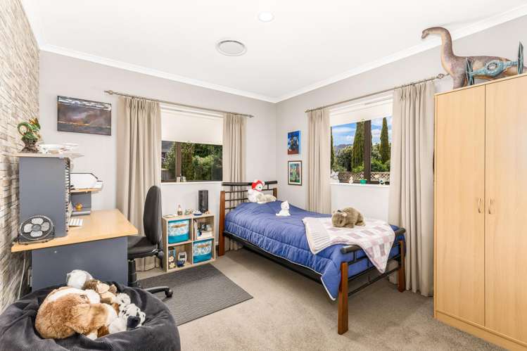 41 Clearwater Terrace Brown Owl_11