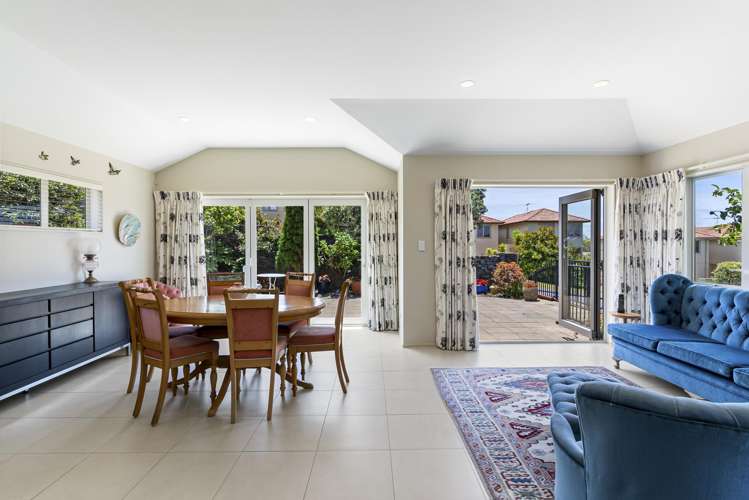 92 West Hoe Heights Orewa_8