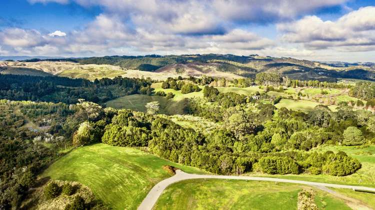 1 Maea Rise Beachlands_22