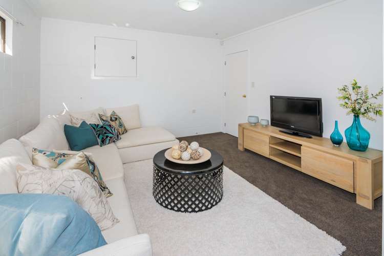 2/167 Mokoia Road Birkenhead_14