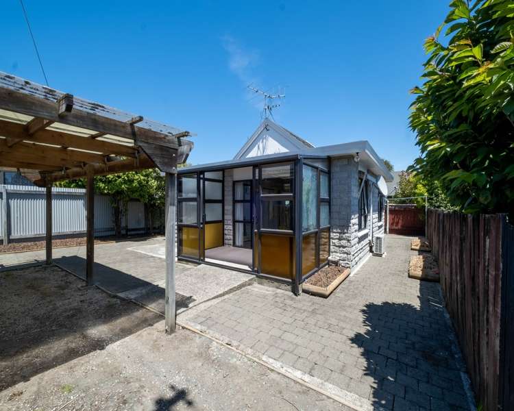 2/13 Willow Avenue Stoke_1