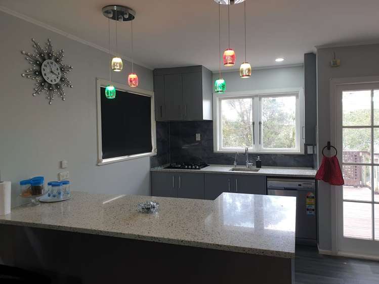 28 Taupo Street Green Bay_8