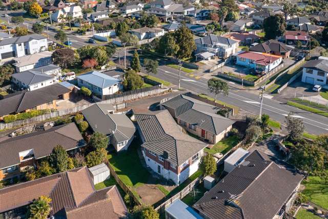 Investment/Home/ Income - Three homes on ONE Title