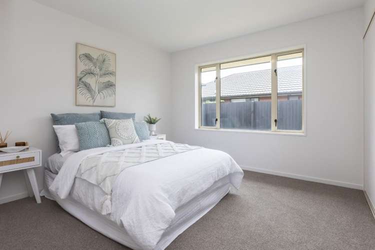 18 Montego Close Shirley_10