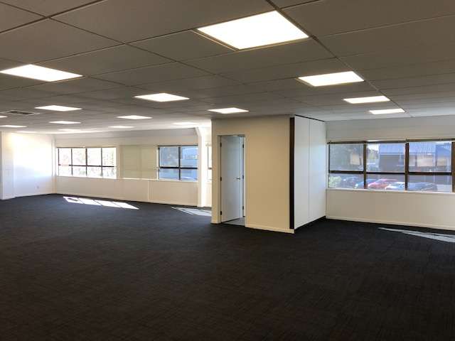 11 and 12 Donnor Place Mount Wellington_3