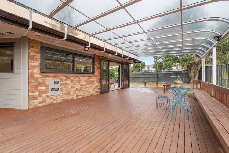 37 Parkhill Road Mellons Bay_17