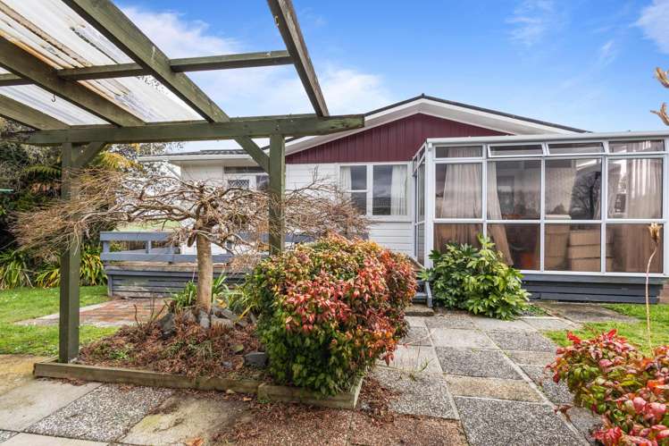38 Ruru Crescent_5