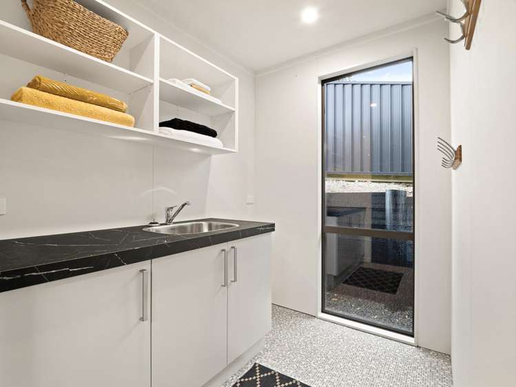 8 Catalina Lane Waldronville_18