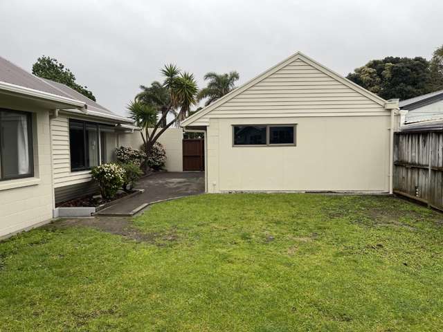 3 Tahara Crescent 11214_1