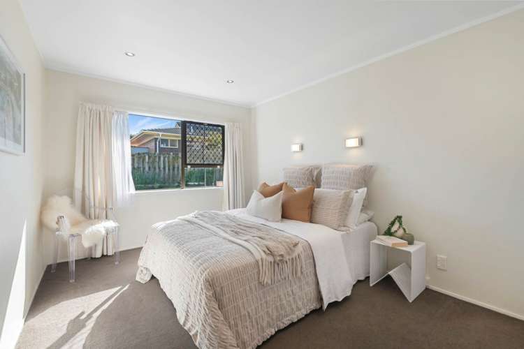 1/5 Lake Pupuke Drive Takapuna_12