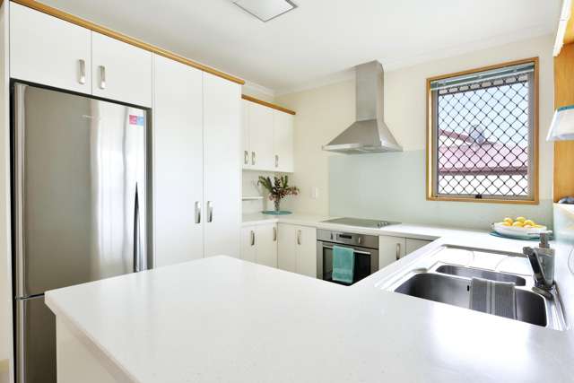 1/4 Andrew Street Stoke_3