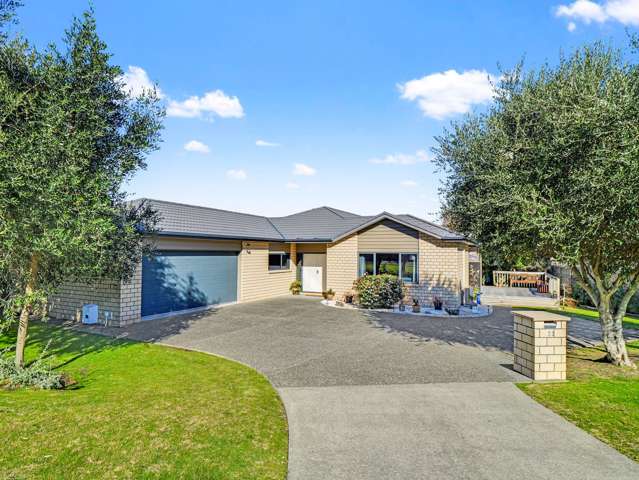 23 Lithgow Drive Otamatea_4