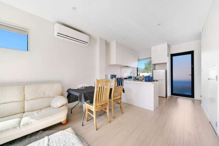 4/15 Rush Place Mangere_3