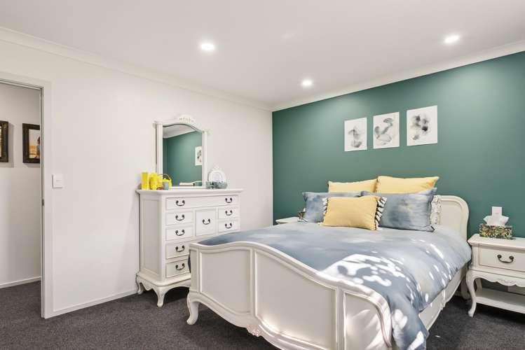 15 Pohutukawa Grove Lytton West_15