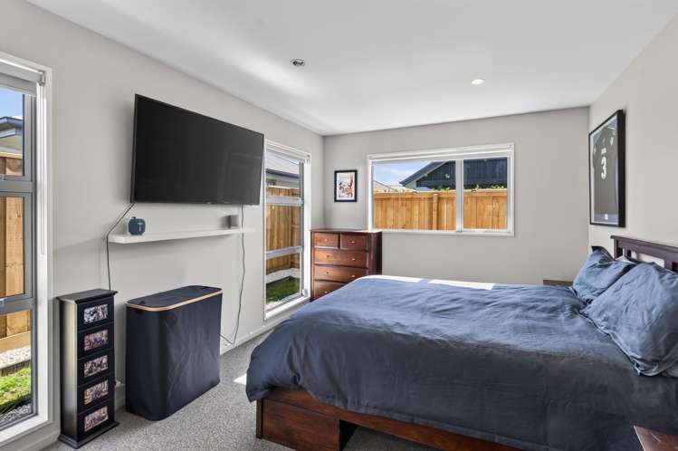21 Farnborough Way Rolleston_8
