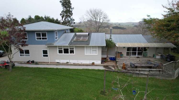 398 Bull Road Paparoa_13