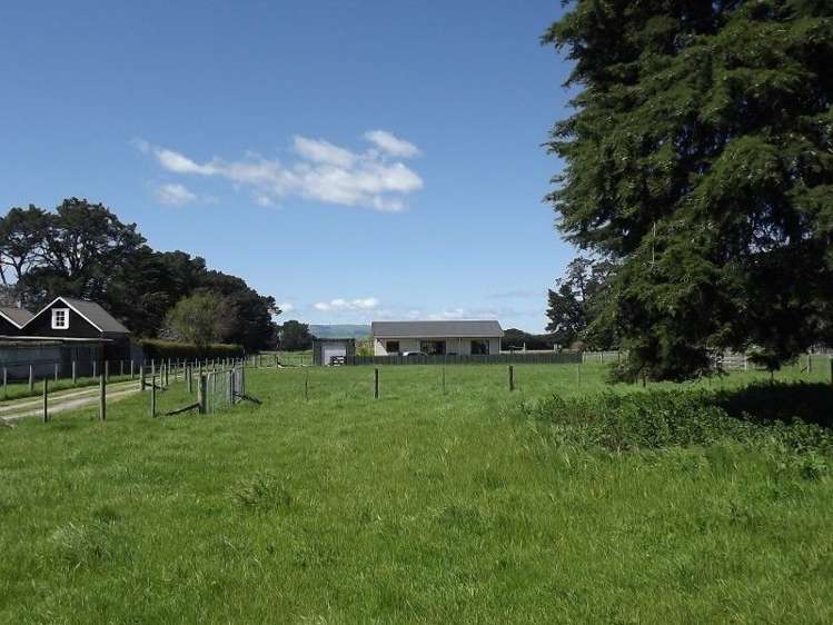 3396 State Highway 2 Carterton_16