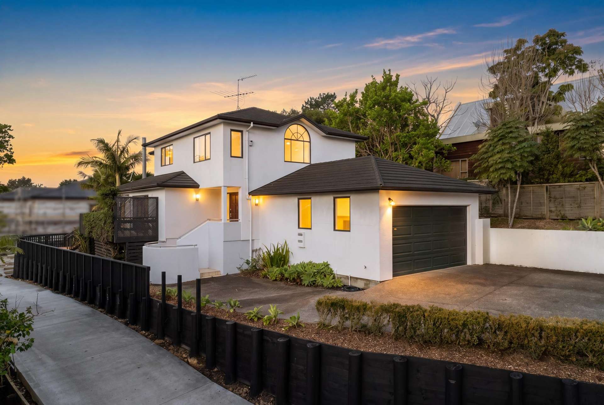 12B Kimberly Grove Greenhithe_0