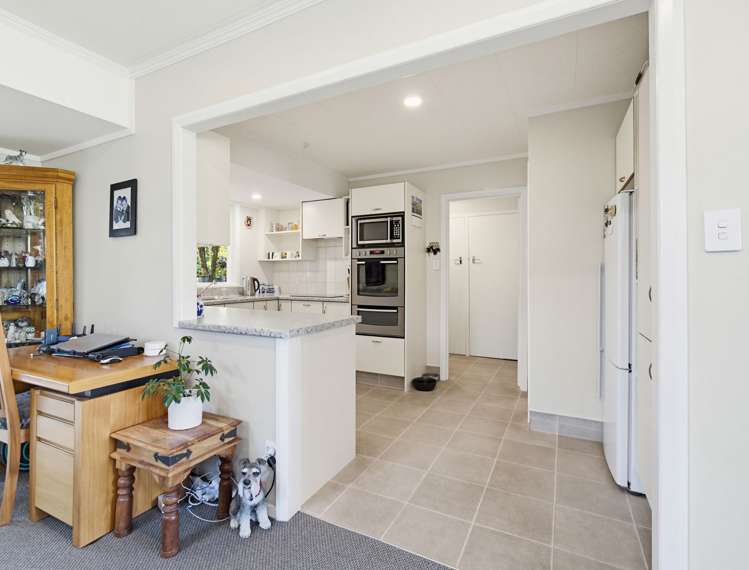 43 Norfolk Crescent Feilding_11