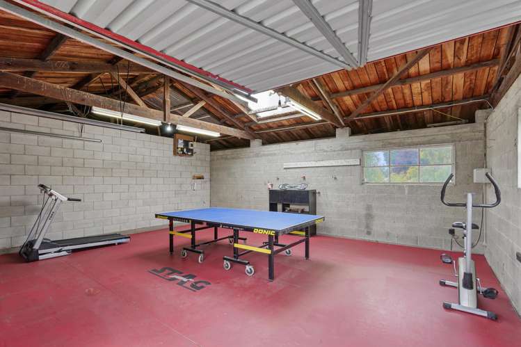 42 School Road Yaldhurst_20