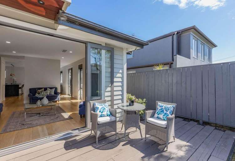 32A Queen Mary Avenue Epsom_4
