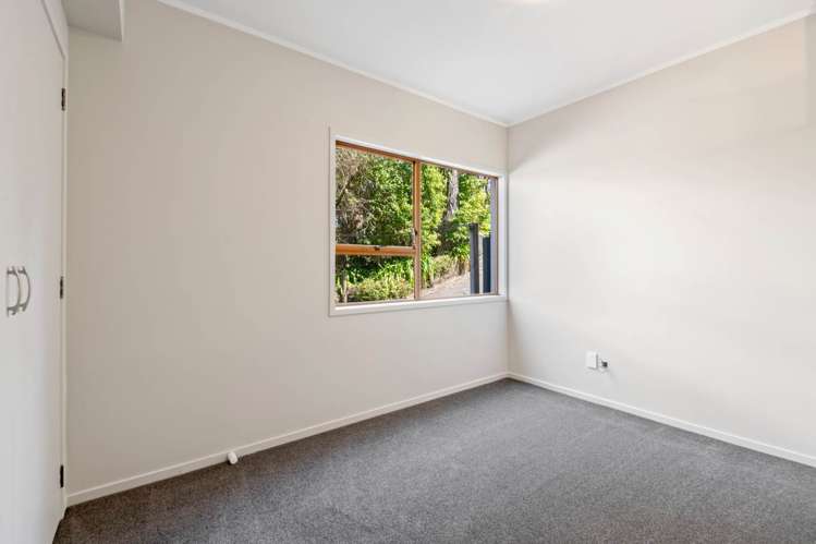 10 Commodore Parry Road Castor Bay_5