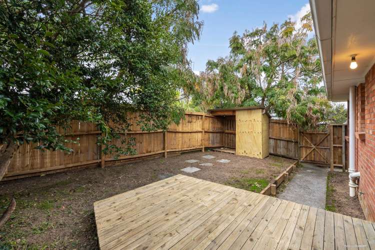 26 Vodanovich Road Te Atatu South_8