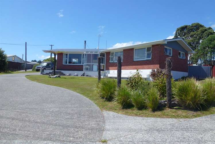 339 Main South Road Paroa_21