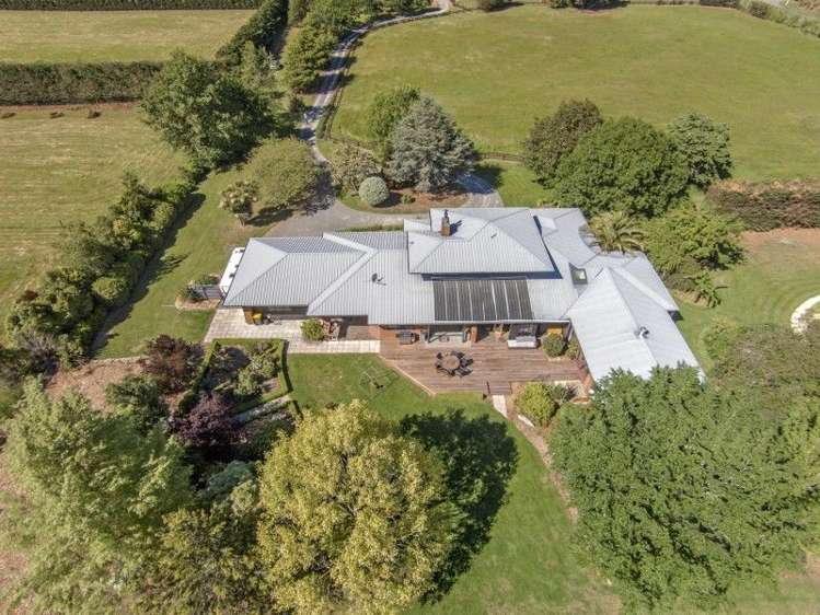 238 Halkett Road West Melton_26