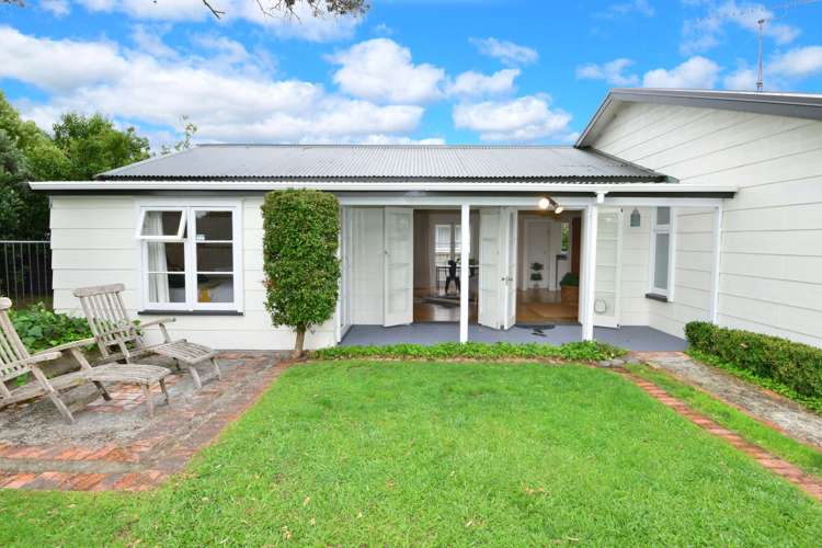 56 Riverside Road Orewa_16