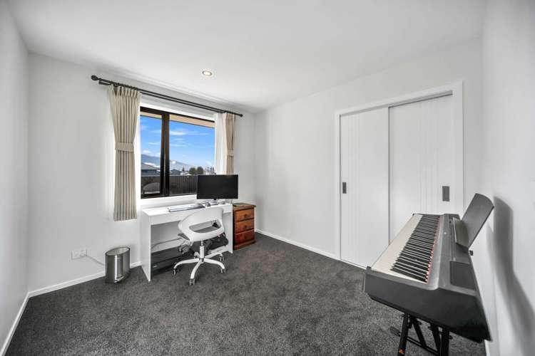 102 Tukare Loop Te Anau_11