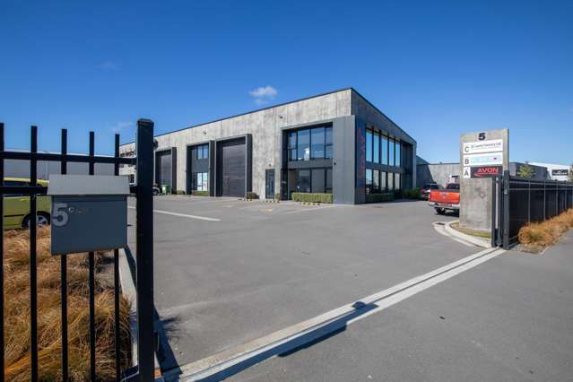 1/5 Seven Mile Drive Belfast_2