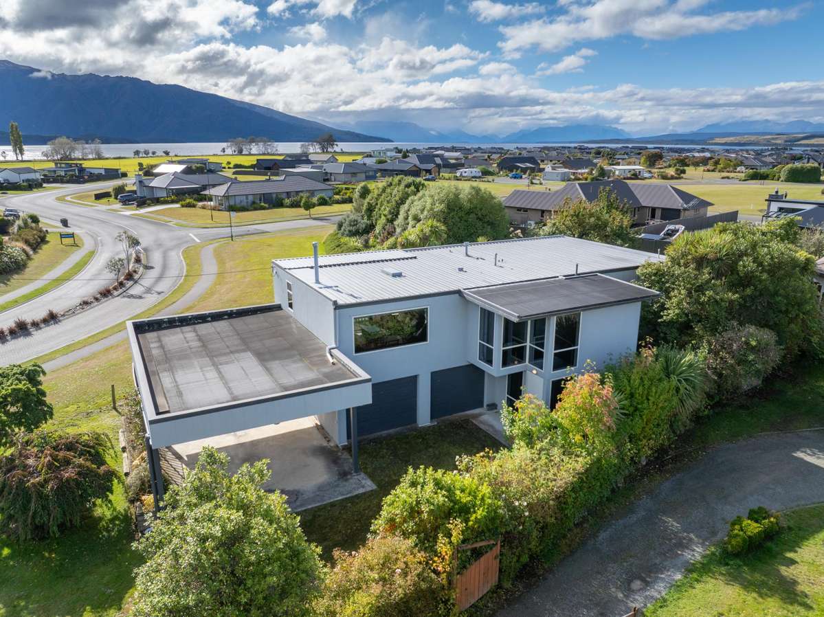 80 Bligh Street | Te Anau | Southland | Houses for Sale - OneRoof
