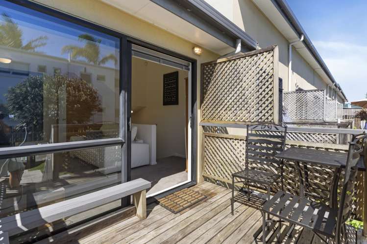 1/22a Willcott Street Mount Albert_11