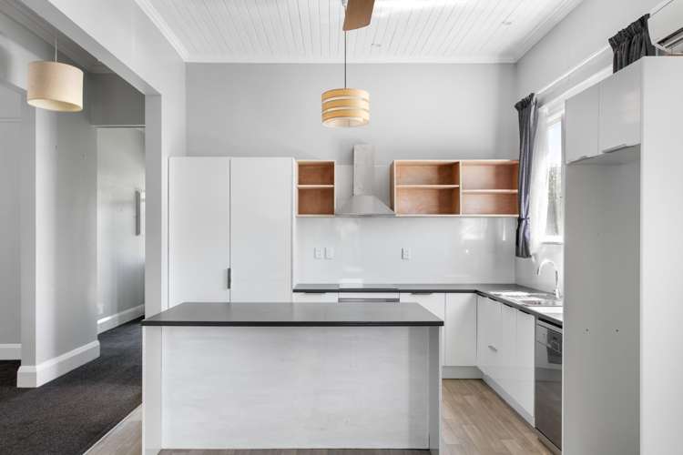 1 Toru Street Makaraka_4