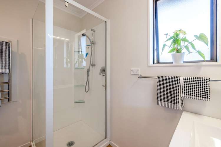 52 Erua Road Ostend_12