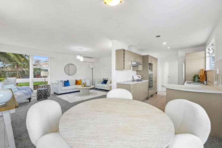 10 La Trobe Street Pakuranga Heights_12