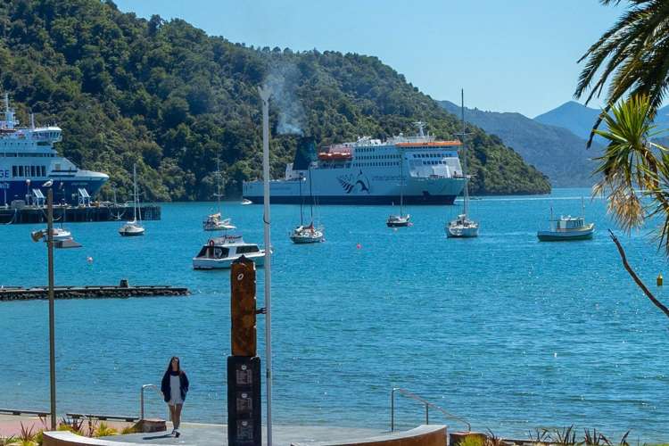 42 Waikawa Road Picton_53