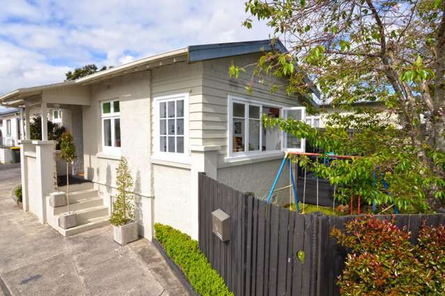 1/6 Craigbank Avenue New Lynn_3