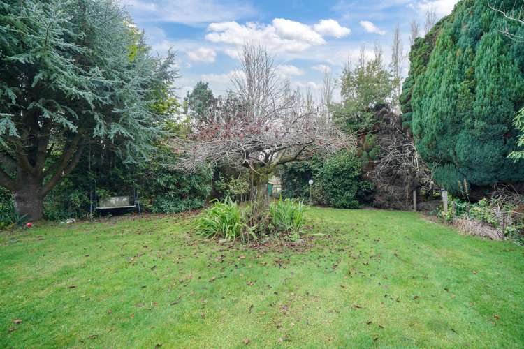 215 Rakahouka Grove Bush Road Winton Surrounds_39