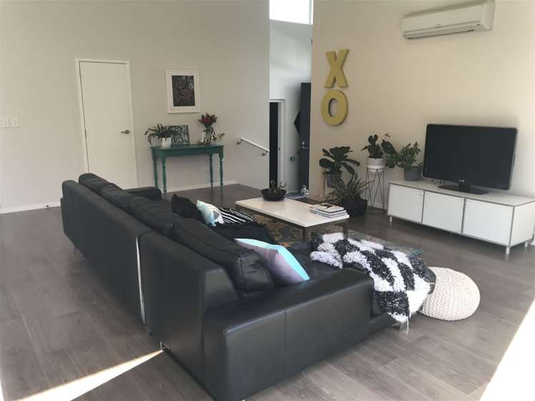 21 Westerley Place Long Bay_13