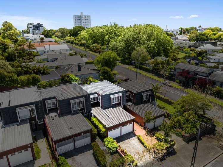 3/32 Lochiel Road Remuera_17