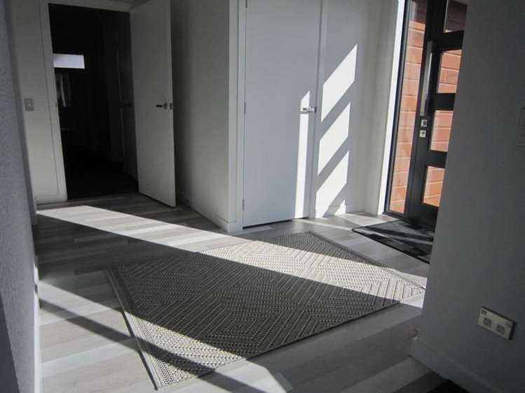 2 Lochern Rise Marchwiel_4